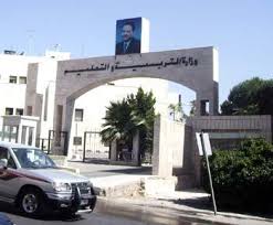 بالاسماء  ..  ترشيح 804 معلما للتعيين في التربية