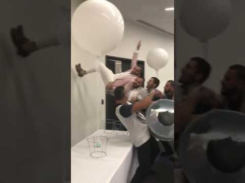 فيديو  :   اقوى 'دبكة' لبنانية على الحائط!