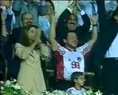 بالفيديو  ..  اشهر 4 مباريات مجنونه فى عالم كرة القدم العربية  ..  "احدها لمنتخب النشامى الاردني"