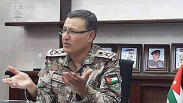 المحامي "غازي العبادي" يهنئ اللواء "أحمد باشا العبادي" بمناسبة الترفيع .. 