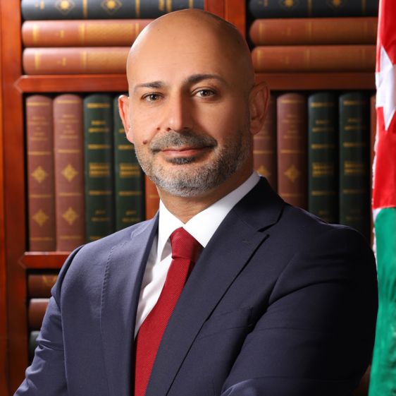 الدكتور أشرف بني محمد ..  مبارك