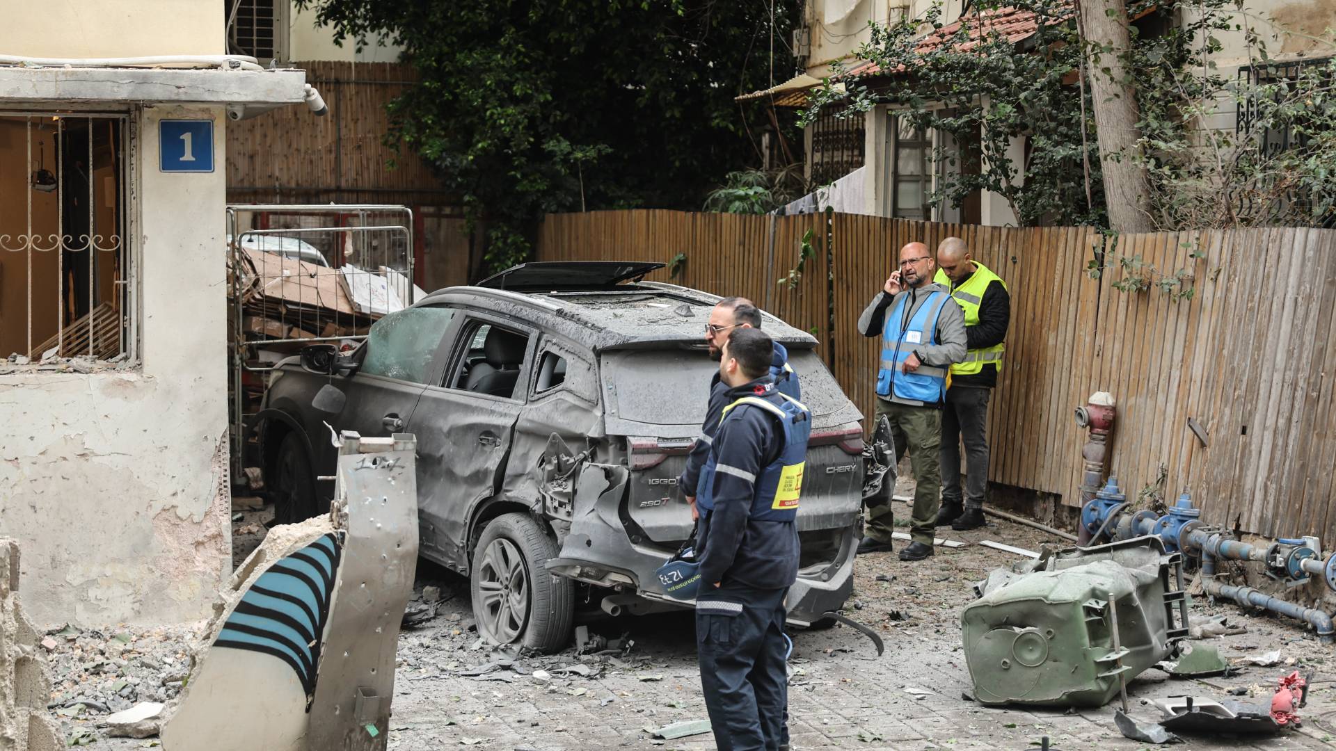  سقوط مسيرة على مجمع شركات نفط في البرجسية العراقية واشتعال النيران