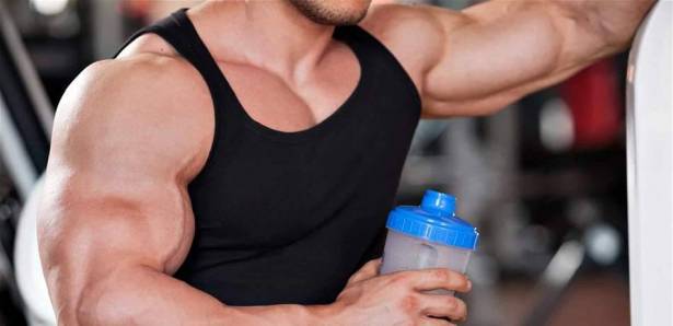 تحذيرات جديدة ..  بروتين بناء العضلات ليس آمناً وهذه خطورته
