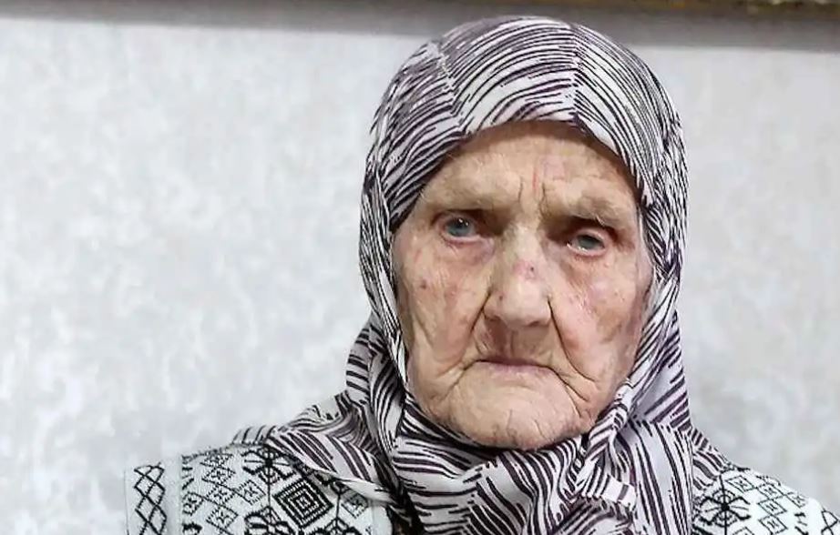 أتمت عامها الـ 121 ..  أكبر معمّرة روسية بصحة جيدة بعد سقوطها 