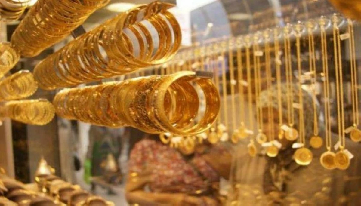 توقعات بتخطي غرام الذهب 21 حاجز 70 ديناراً محلياً