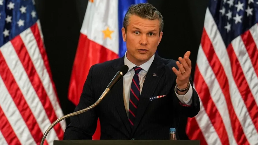 وزير الحرب الأميركي: إيران توسلت من أجل وقف إطلاق النار