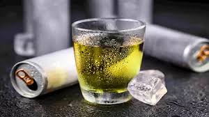 احذر ..  مشروبات الطاقة تهدد قلبك ودماغك بـ7 مخاطر صحية خطيرة