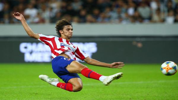 ضربة قوية لأتلتيكو مدريد قبل استئناف الدوري الإسباني