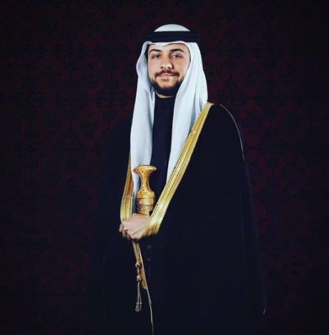 في عيد ميلاد سمو الأمير الحسين بن عبد الله/ ولي العهد.