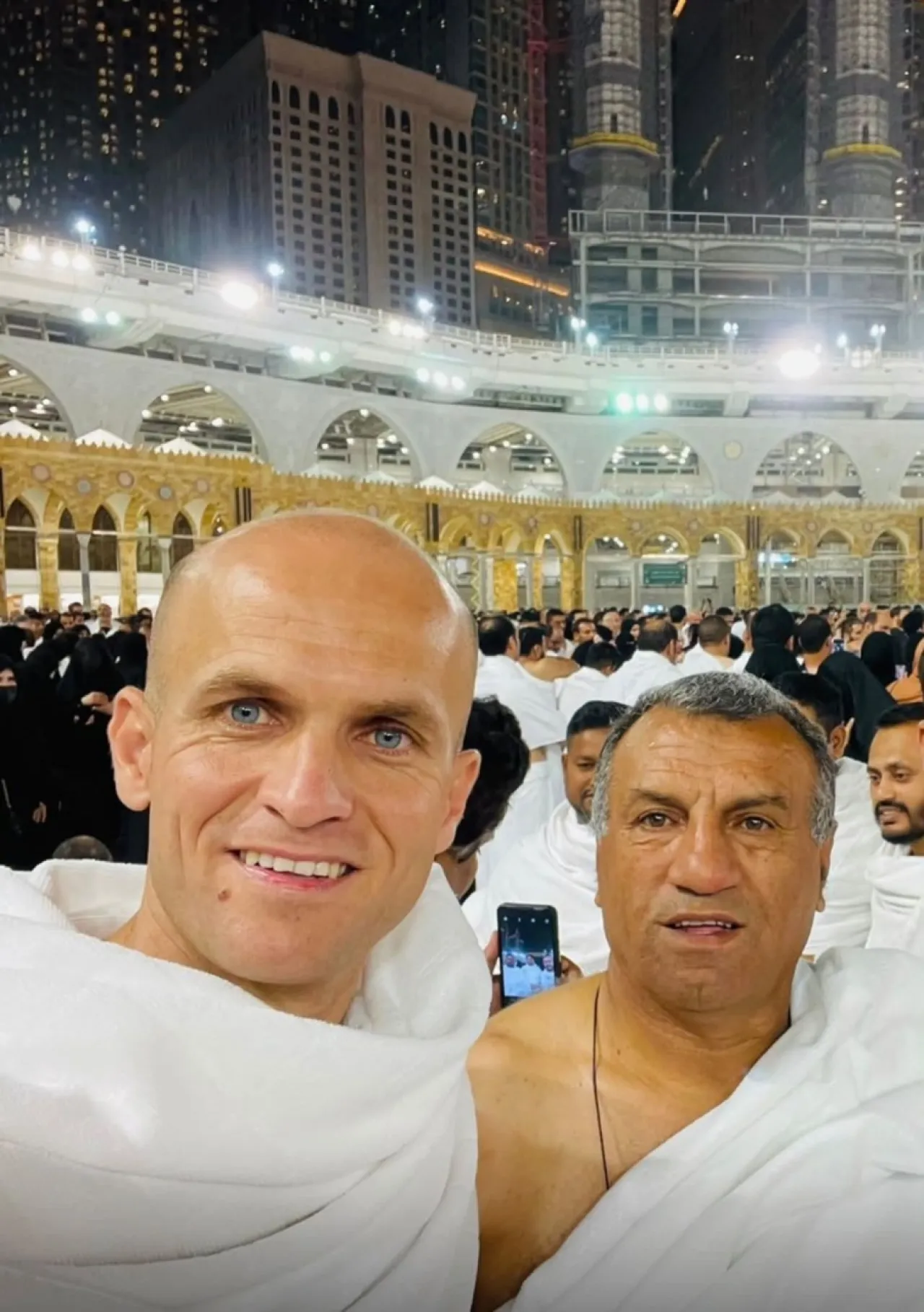 بعد ترشيحه لنهائي المونديال ..  أدهم مخادمة يستذكر الراحل عوني حسونة بكلمات مؤثرة