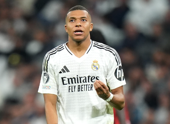 تأكد غياب مبابي عن السوبر الإسباني