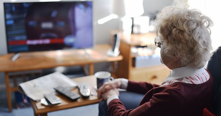 التلفزيون يسرق ذاكرتك ببطء ..  والبديل بسيط