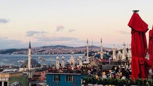 الخارجية : لم نبلغ بوقوع اصابات بين اردنيين بزلزال اسطنبول 