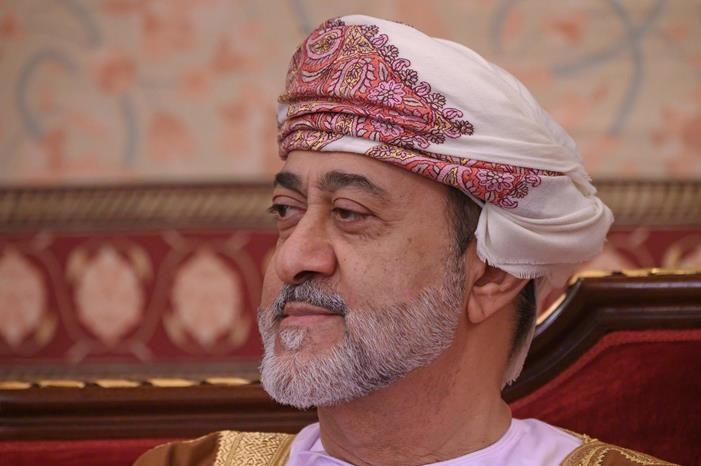 هل يحمل سلطان عمان رسالة من الولايات المتحدة إلى إيران؟