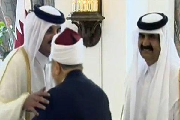 أنباء عن طرد يوسف القرضاوي من الدوحة