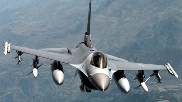 الأردن يتسلم 15 طائرة "F16"