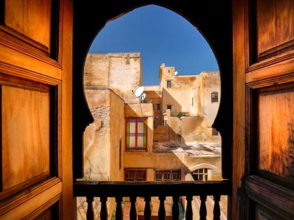 بالصور  ..  أفضل وأجمل المناطق السياحية العربية