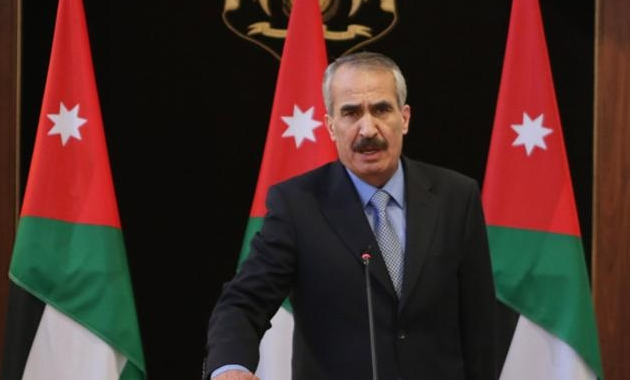 وزير الداخلية يُقرر ترفيع 240 موظفاً  ..  5 للخاصة و 196 درجات وظيفية "فئة أولى" و 39 "فئة ثانية"