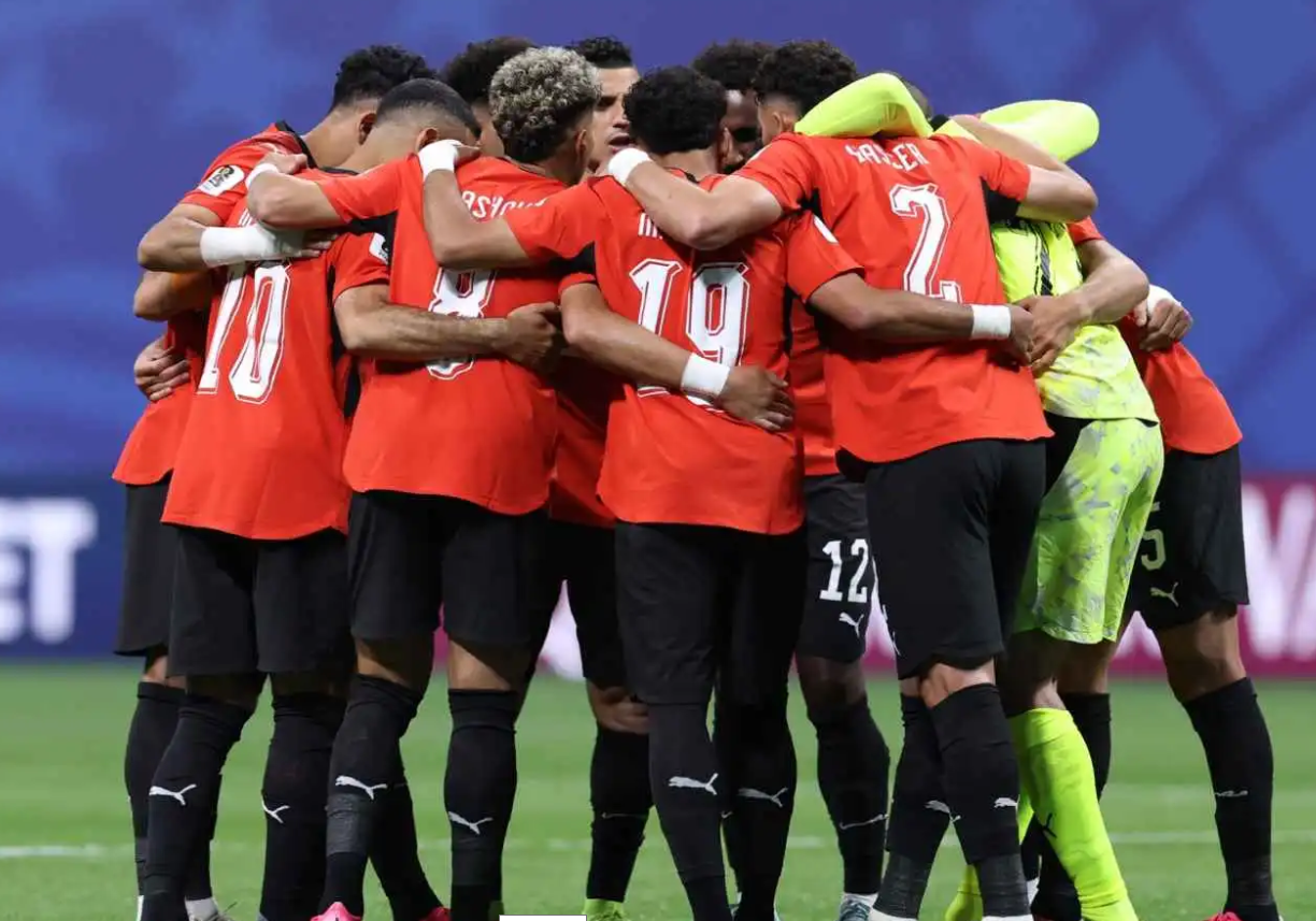 ماذا قال نجوم الفن بعد خروج مصر من كأس العالم؟