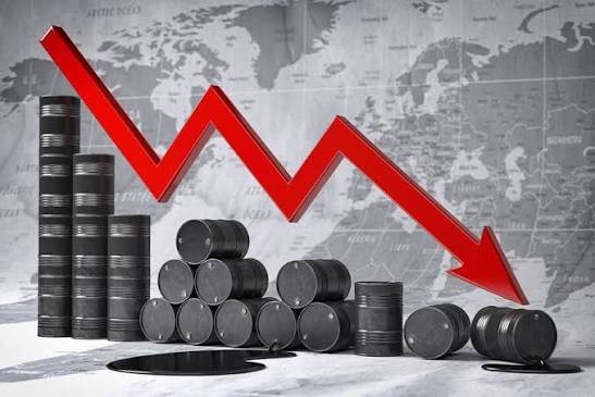 توقعات بهبوط اسعار النفط الى اربعين دولارا مع انحسار التوترات الجيوسياسية