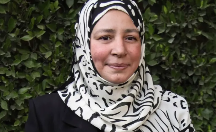 "عمتي حبيبتي" ..  صورة للممثلة المصرية عبلة كامل تثير جدلاً