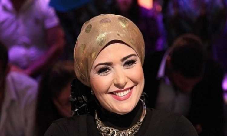 بالفيديو  ..  صابرين لعمرو أديب: الأهلي أهم من زوجي  ..  "أنا هطلق بعد المكالمة دي"