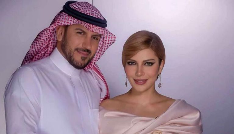 شعر أشقر قصير ..  لوك مفاجئ لزوج الفنانة أصالة «فائق حسن» في باريس