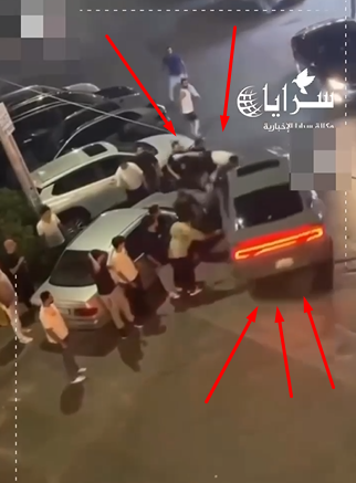 بالفيديو ..  مشاجرة جماعية عنيفة غرب عمان تستخدم فيها "المركبات" والأدوات الراضّة