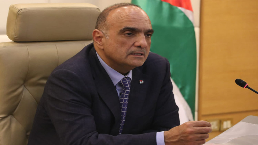 الخصاونة يهنئ الفايز بتعيينه رئيسًا لمجلس الأعيان