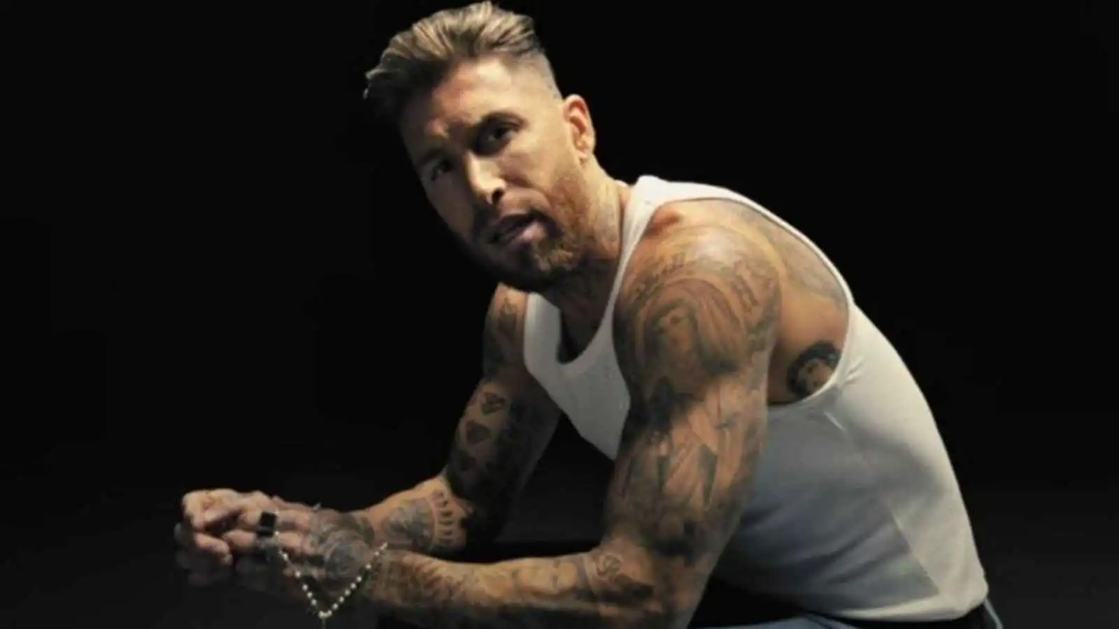 تحقيق إسباني: "ميسي الحشيش" أهدى سيرجيو راموس ساعة فاخرة 