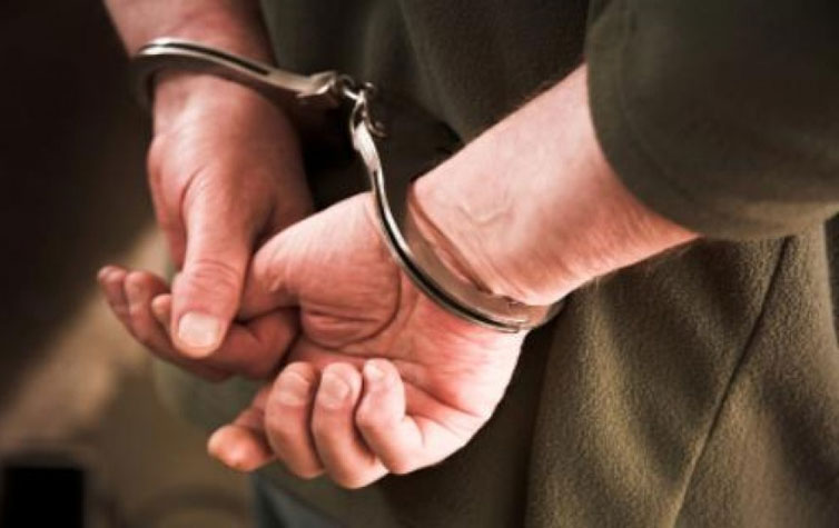 القبض على اربعة أشخاص قاموا بسلب محاسب في إربد