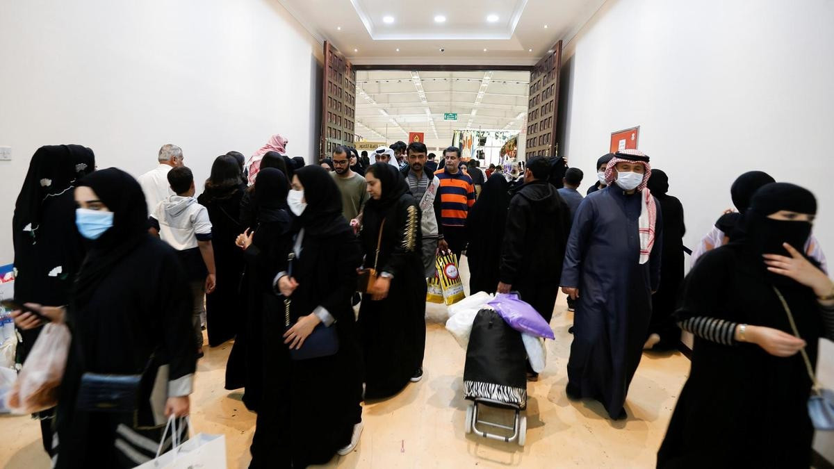البحرين تسجل 200 إصابة جديدة بكورونا