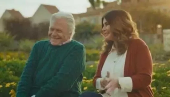 لهذا السبب الغريب انفصل حسين فهمي عن ميرفت أمين!