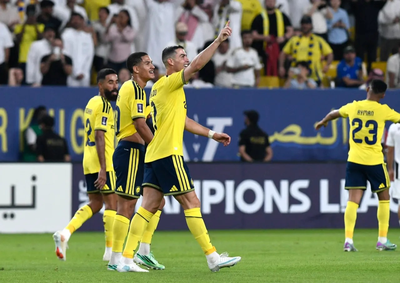 رونالدو يواصل صدارة الأعلى دخلاً في 2026
