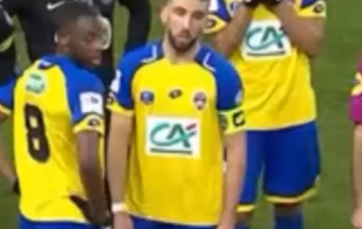بالفيديو .. لقطة لن نشاهدها كل يوم ..  دانى الفيش حارس مرمى أمام سوشو