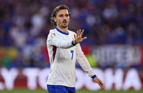 غريزمان يحطم رقما جديدا في تاريخ منتخب الديكة