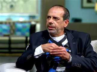 "مفيش ولا دمعه نزلت" ..  محمد الصاوي يتحدث عن تلقيه خبر وفاة ابنه