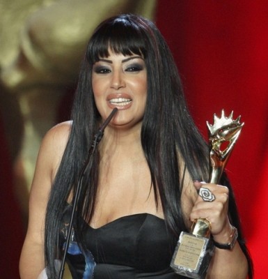 لمن لا يعلم ماهو اصل سمية الخشاب؟!! 