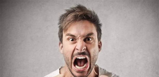 ما هي العوامل التي تقف وراء العصبية الزائدة؟