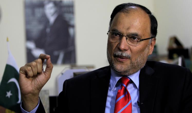 إصابة وزير الداخلية الباكستاني بمحاولة اغتيال