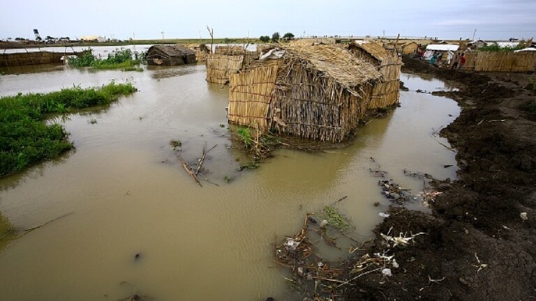 السودان ..  انهيار كلي لـ2538 منزلا بنهر النيل