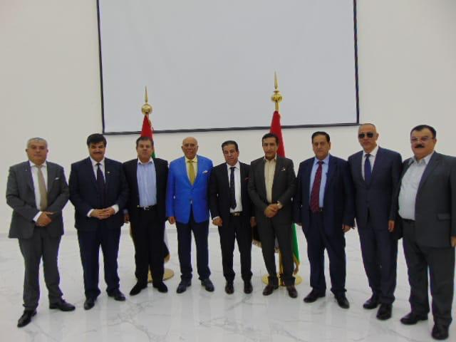 بالصور  ..  كوكبة من رجال الاعمال الاردنيين في الامارات يصلحون بين النائب كمال الزغول وفراس مقطش وفؤاد مشعل