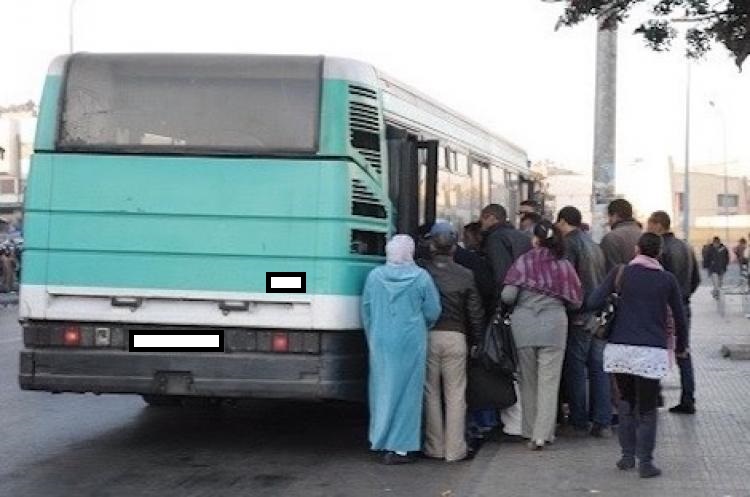 الامن يضبط باص عمومي بداخله 41 راكباً على طريق ياجوز وتوقيف سائقه 