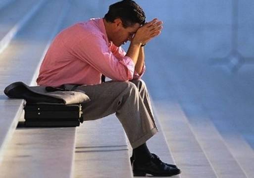 صديقي سيرجع لبلده ولا أستطيع تخيل أيامي دون رؤيته!. ماذا أفعل؟