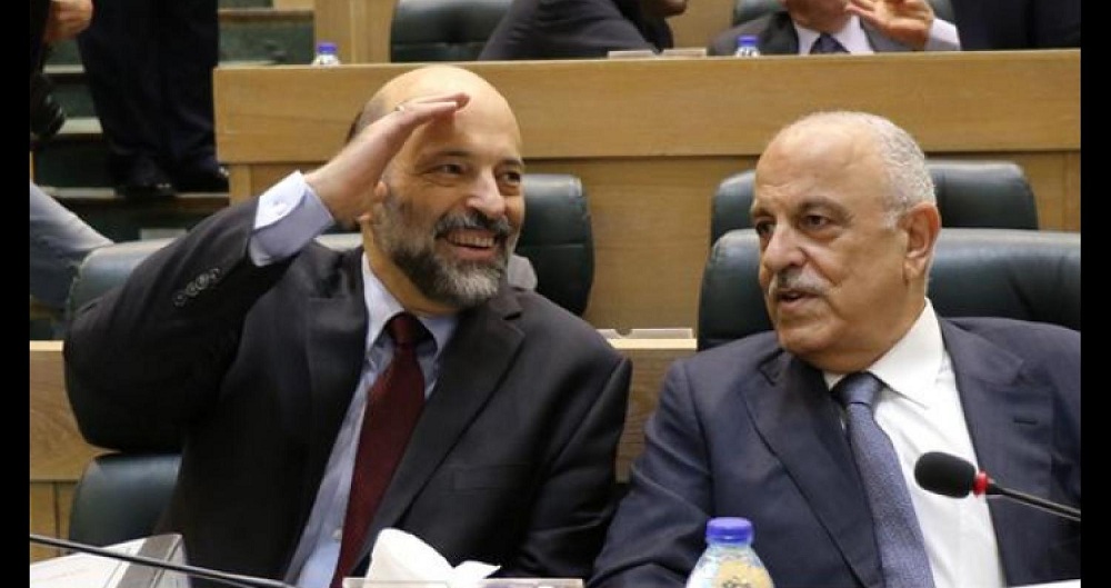 المعشر يهاجم الرزاز : لم يبقى له عذراً و التعديل الوزاري "غير مقنع" 