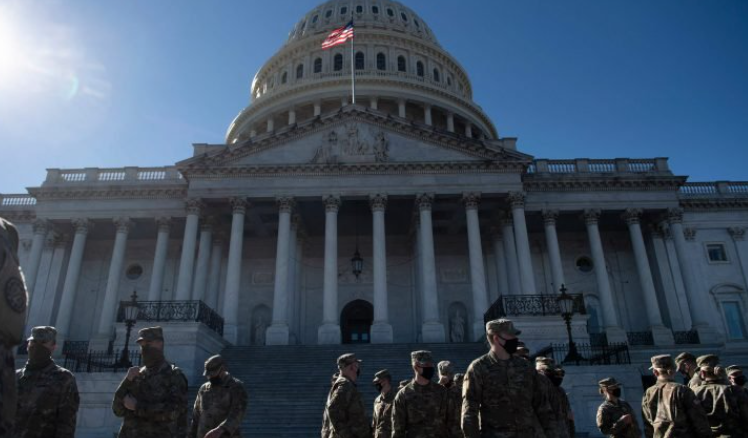 تعزيز الأمن حول مبنى الكونغرس بسبب معلومات استخبارية "مقلقة" عن تنصيب ترامب في 4 مارس
