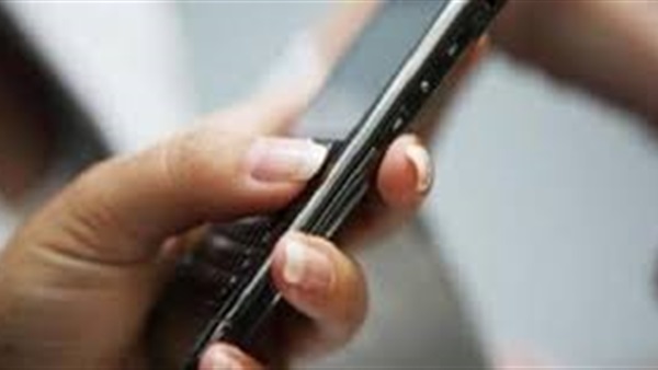 القبض على 3 اردنيات تخصصن بسرقة الهواتف الخلوية في مصر