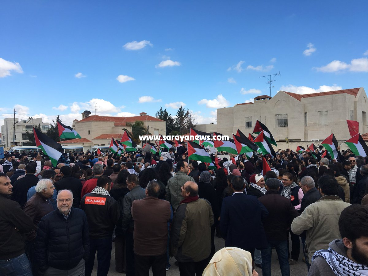  بالصور .. عمان: اعتصام أمام السفارة الأمريكية نصرة للقدس 