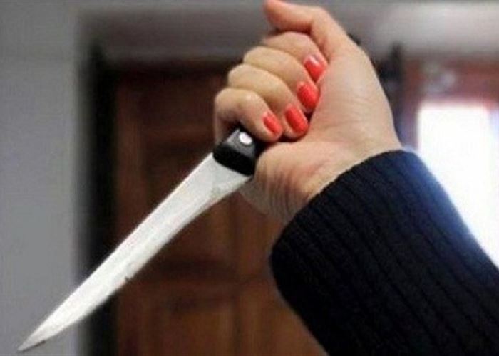 لسبب ولا أغرب! ..  مصرية تطعن زوجها بسكين المطبخ قبل الإفطار 