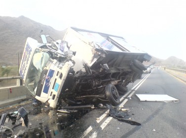 حادث سير قرب "العمري" يودي بحياة عائلة أردنية